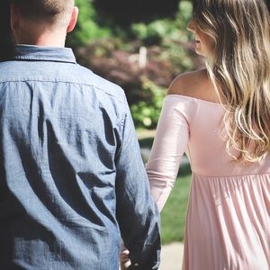Dresses - Pink blush maternity dress Dresses - Pink blush maternity dress